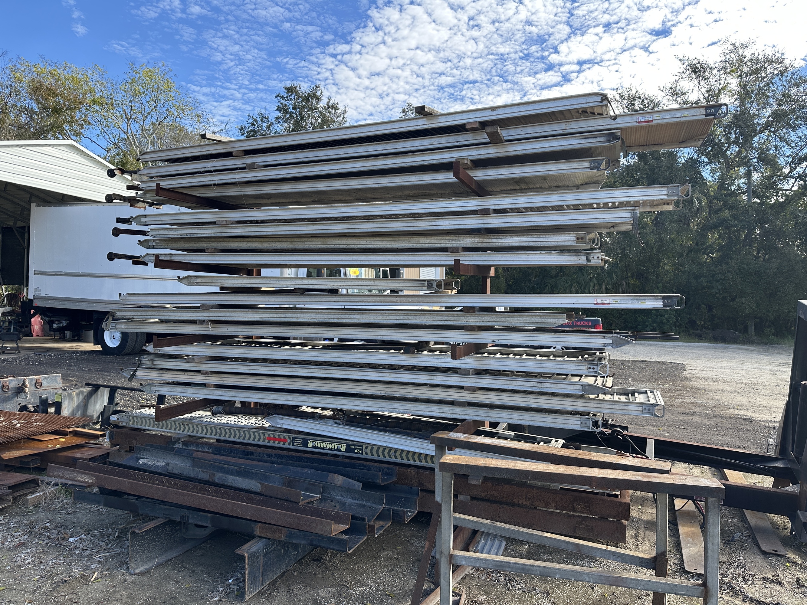 DeBary Truck Sales Fabricate Liftgates #11